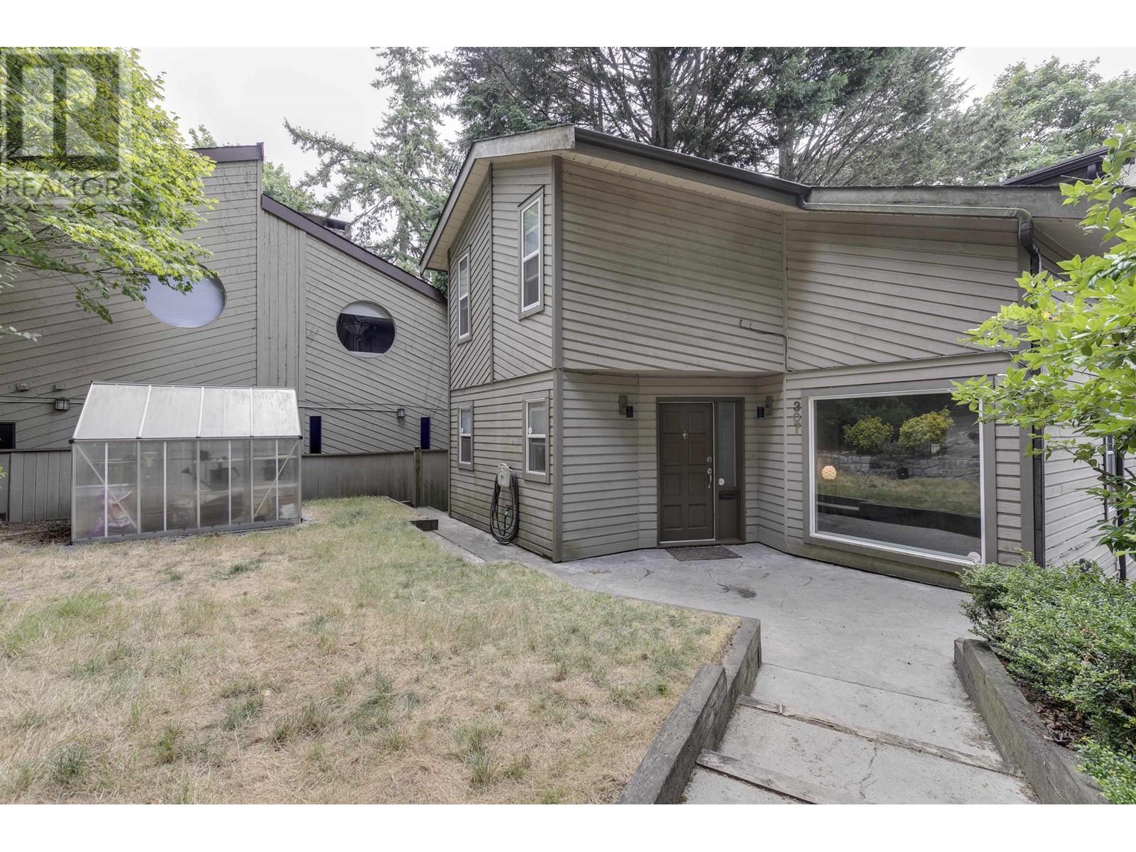 307 Mariner Way, Coquitlam, British Columbia  V3K 1N5 - Photo 12 - R2812757