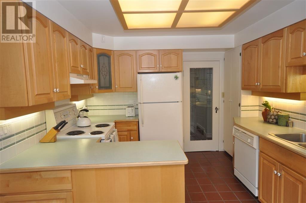 3550 W 39th Avenue, Vancouver, British Columbia  V6N 3A5 - Photo 6 - R2827305