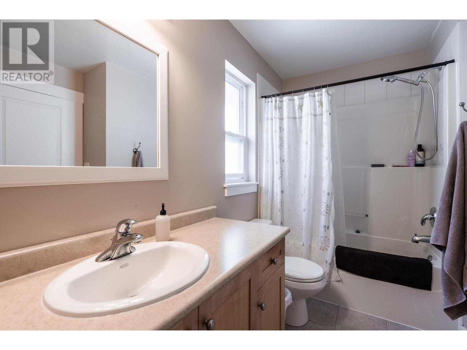 38106 Fourth Avenue, Squamish, British Columbia  V8B 0A9 - Photo 20 - R2827285