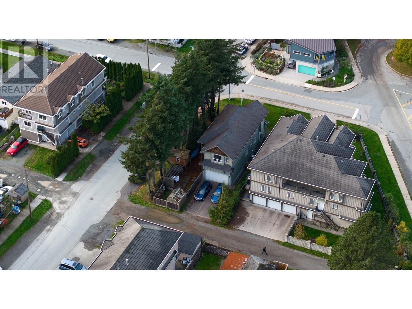 38106 Fourth Avenue, Squamish, British Columbia  V8B 0A9 - Photo 38 - R2827285