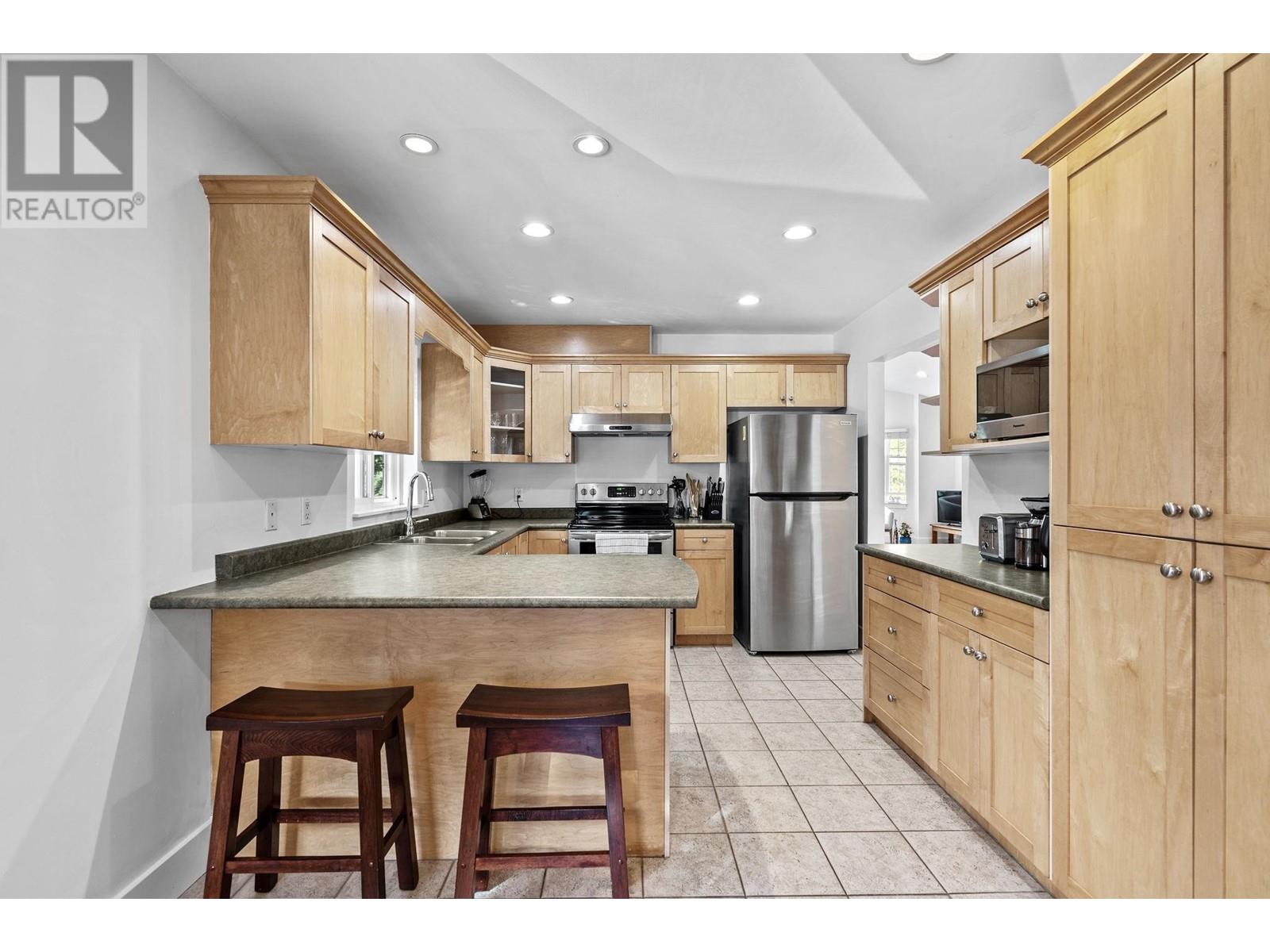 38106 Fourth Avenue, Squamish, British Columbia  V8B 0A9 - Photo 14 - R2827285