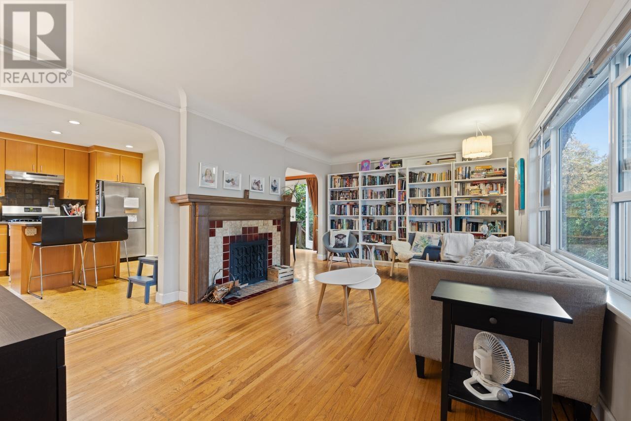3880 Clark Drive, Vancouver, British Columbia  V5V 4Y8 - Photo 10 - R2826025