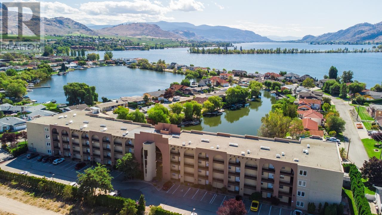 15 SOLANA KEY Court Unit# 204, osoyoos, British Columbia