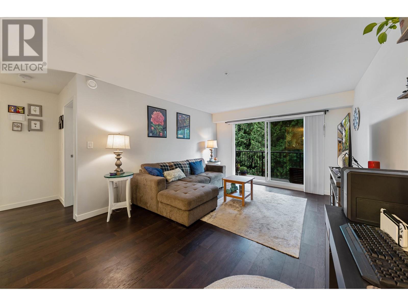305 357 E 2nd Street, North Vancouver, British Columbia  V7L 1C6 - Photo 3 - R2827169