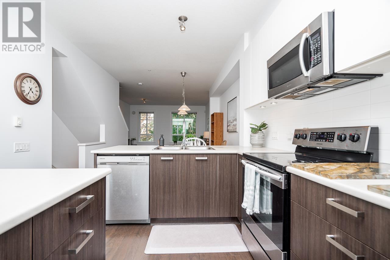 3 2423 Avon Place, Port Coquitlam, British Columbia  V3B 0H5 - Photo 8 - R2827321