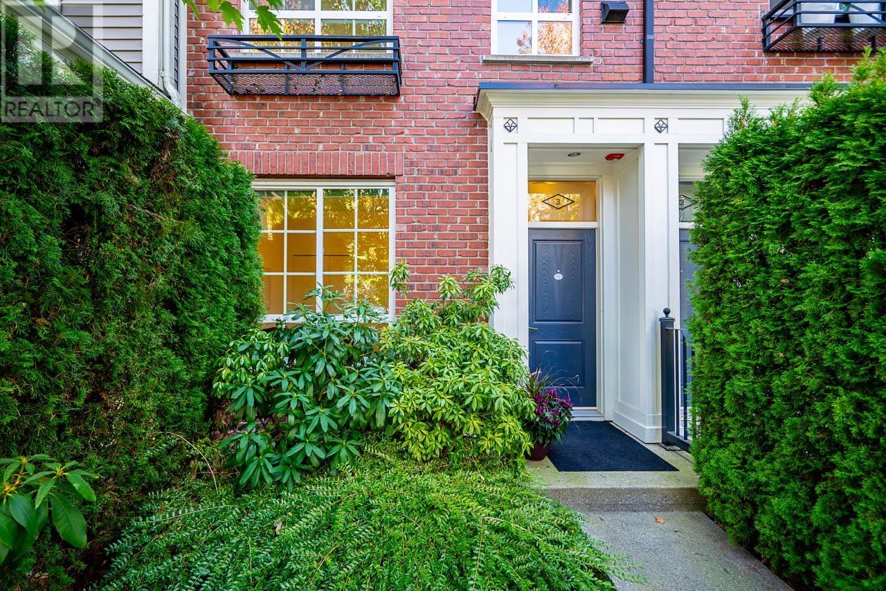 3 2423 Avon Place, Port Coquitlam, British Columbia  V3B 0H5 - Photo 2 - R2827321