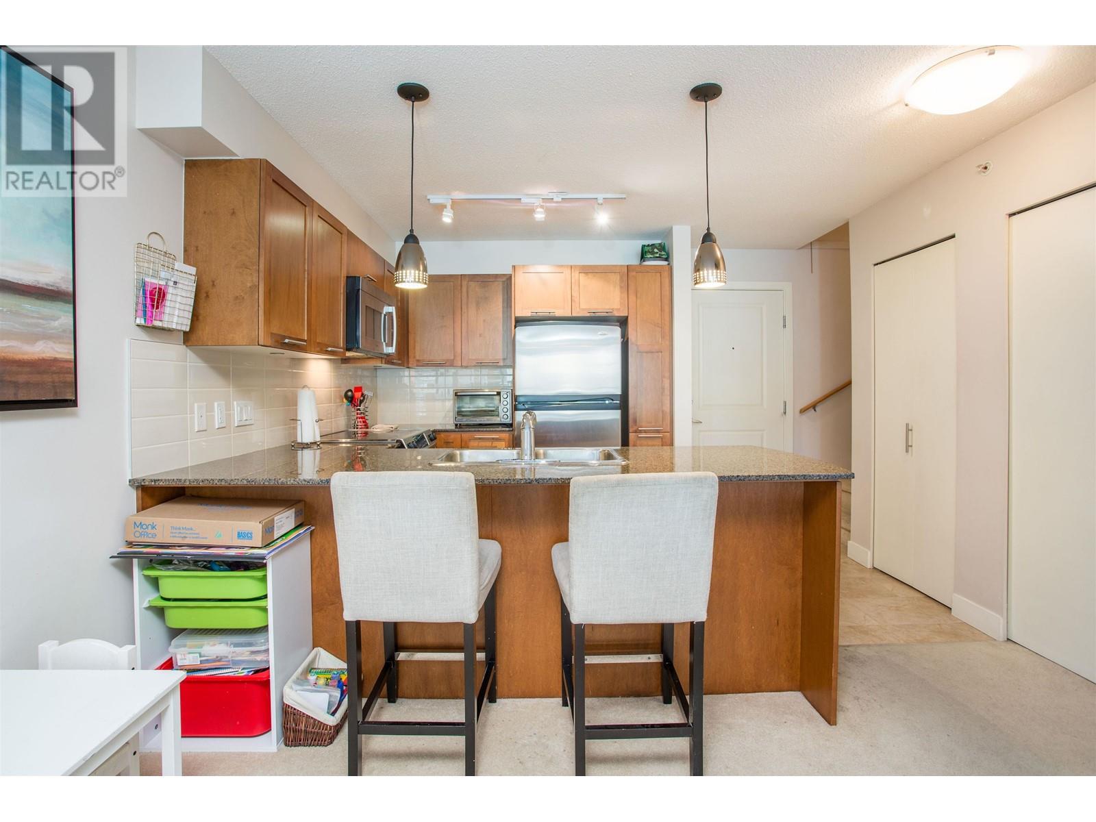 419 19673 Meadow Gardens Way, Pitt Meadows, British Columbia  V3Y 0A1 - Photo 16 - R2827115
