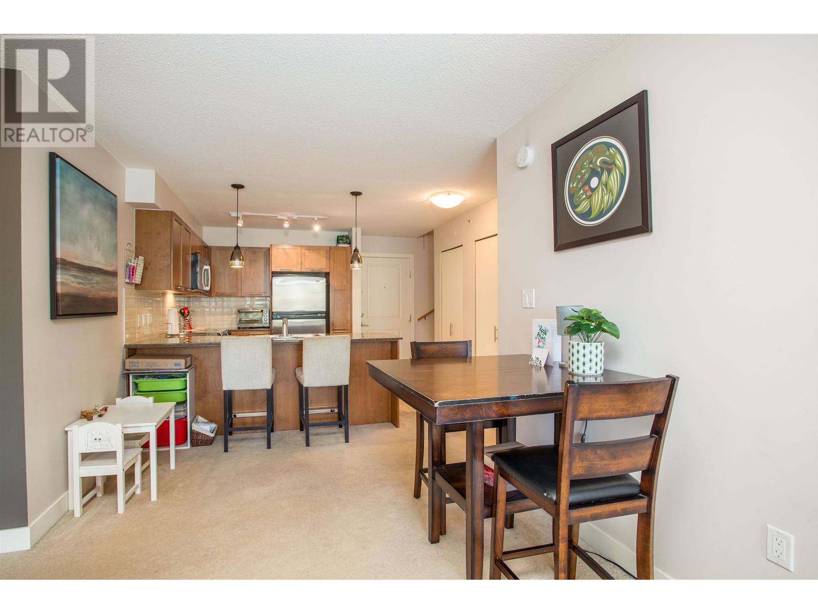 419 19673 Meadow Gardens Way, Pitt Meadows, British Columbia  V3Y 0A1 - Photo 10 - R2827115