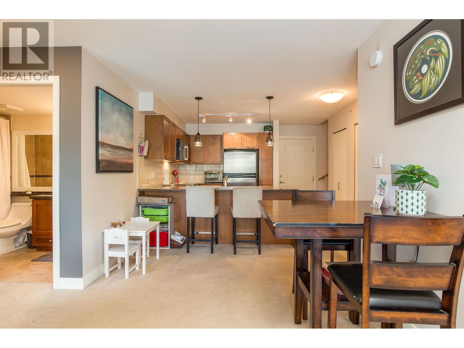 419 19673 Meadow Gardens Way, Pitt Meadows, British Columbia  V3Y 0A1 - Photo 11 - R2827115