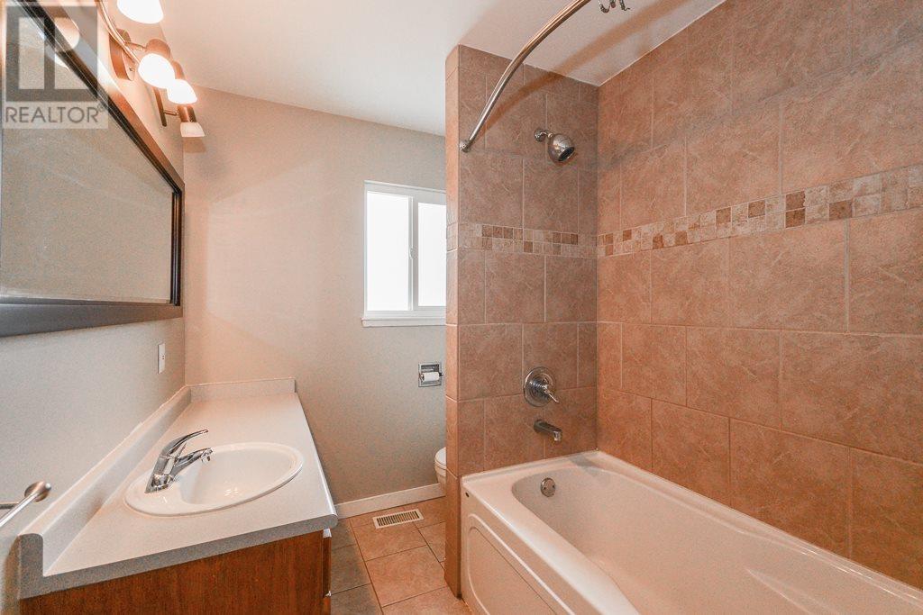 4778 45 Avenue, Delta, British Columbia  V4K 1J8 - Photo 10 - R2827229