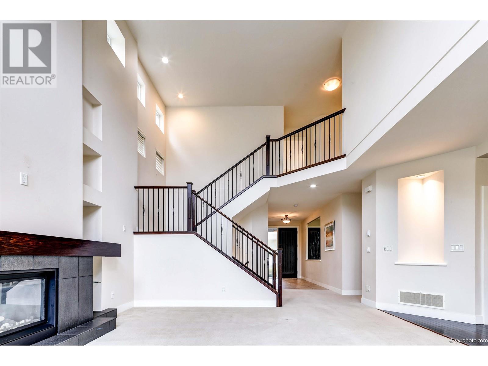 3430 Princeton Avenue, Coquitlam, British Columbia  V3E 0G1 - Photo 6 - R2827298
