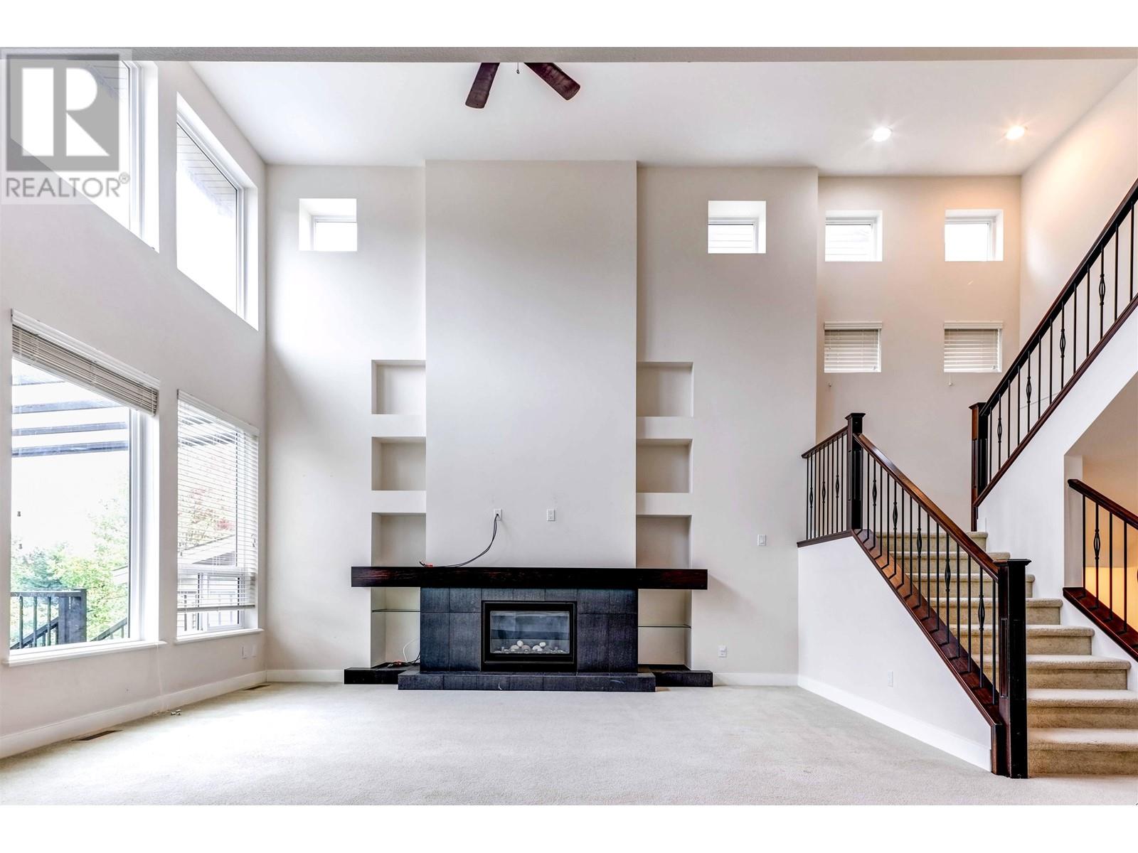 3430 Princeton Avenue, Coquitlam, British Columbia  V3E 0G1 - Photo 2 - R2827298