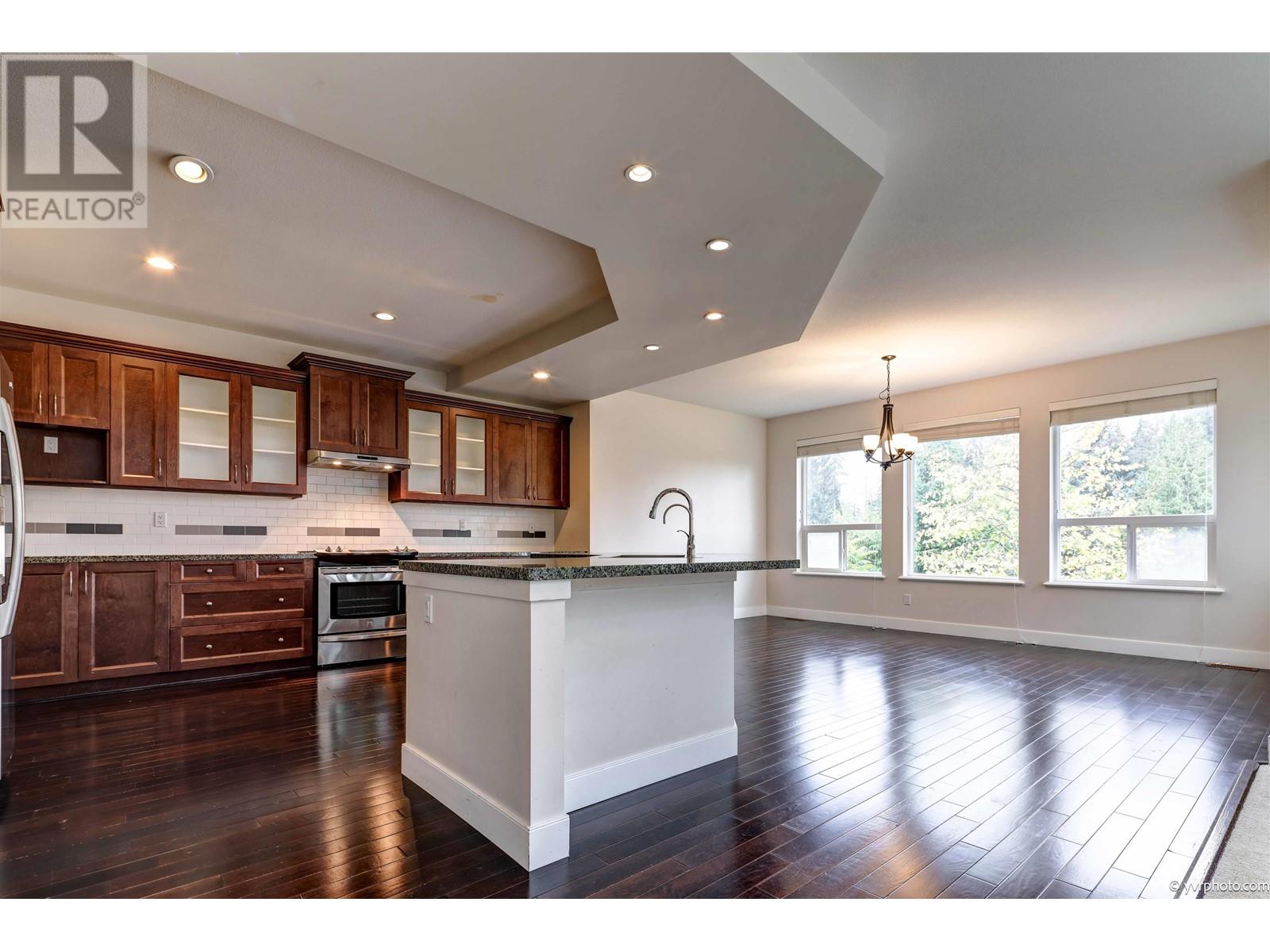 3430 Princeton Avenue, Coquitlam, British Columbia  V3E 0G1 - Photo 13 - R2827298
