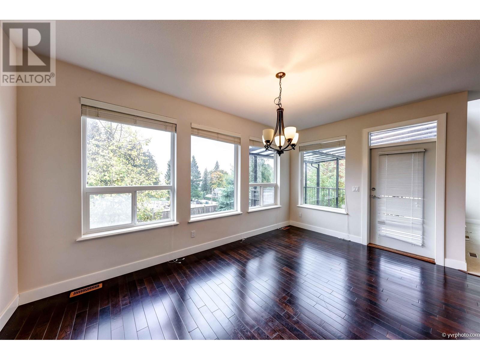 3430 Princeton Avenue, Coquitlam, British Columbia  V3E 0G1 - Photo 10 - R2827298