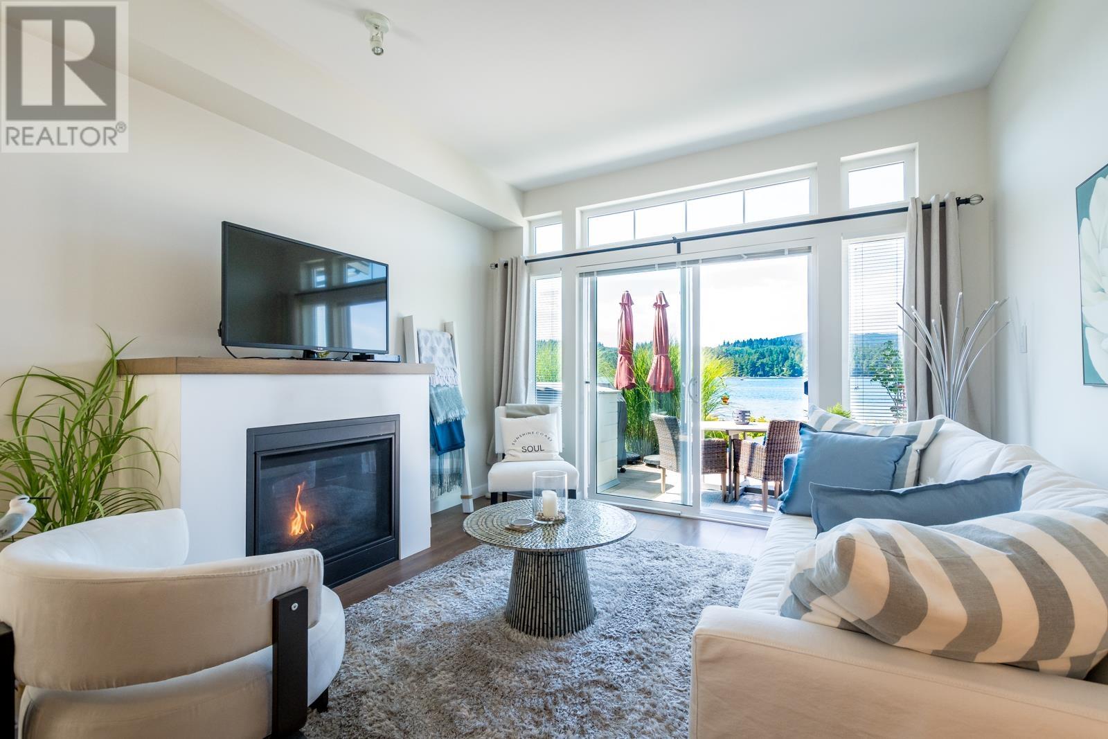 5933 Beachgate Lane, Sechelt, British Columbia  V7Z 0S3 - Photo 9 - R2801364