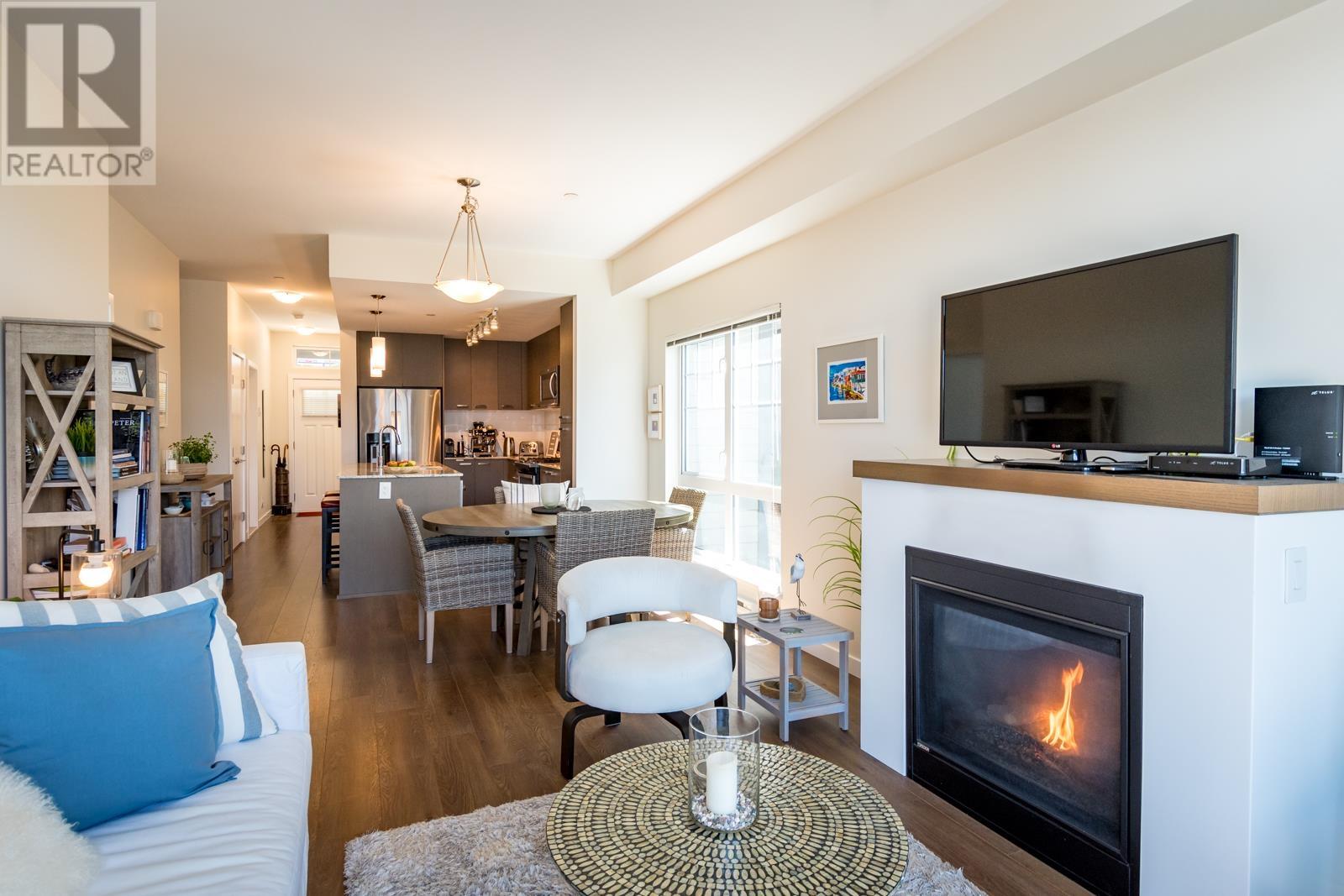 5933 Beachgate Lane, Sechelt, British Columbia  V7Z 0S3 - Photo 11 - R2801364