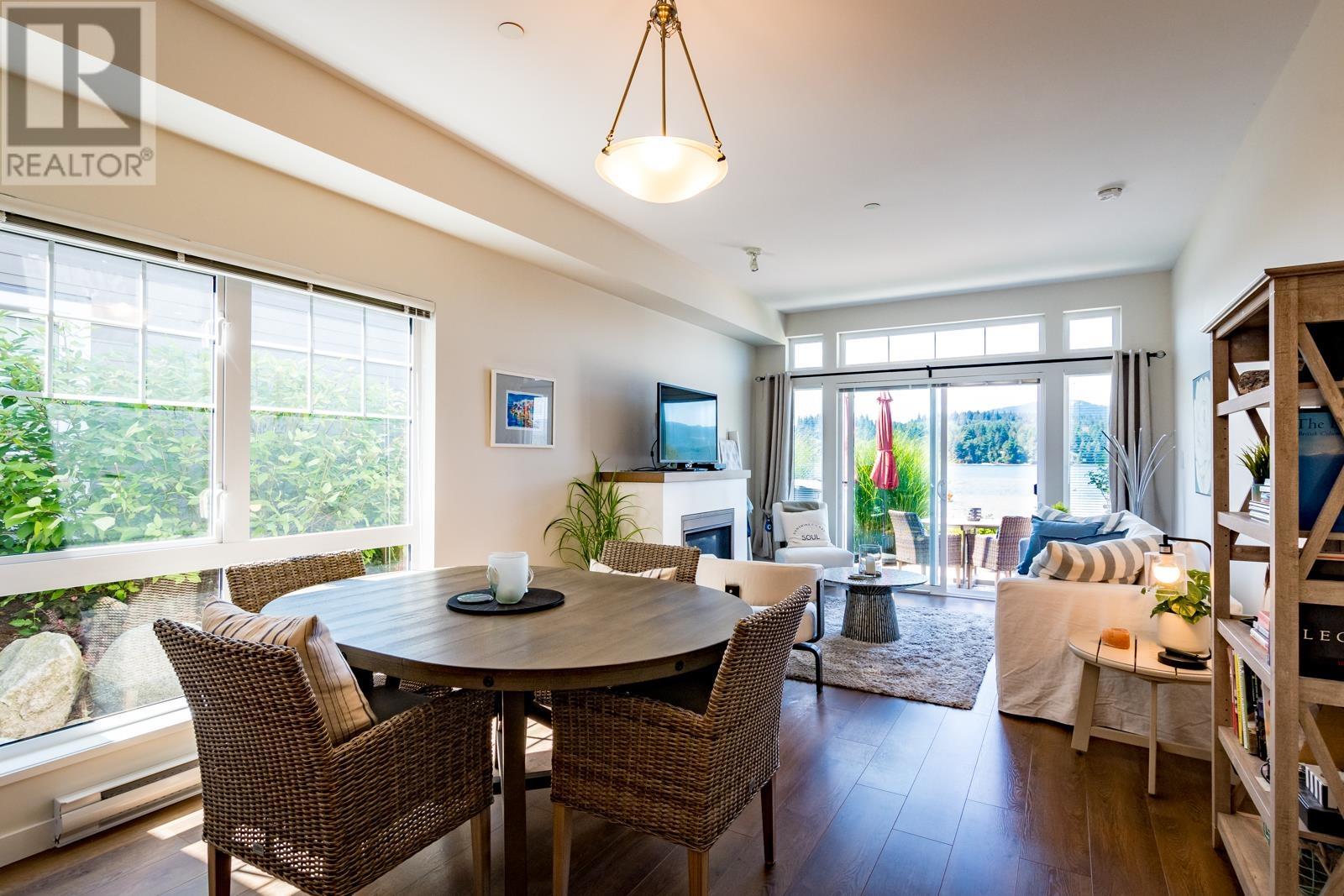 5933 Beachgate Lane, Sechelt, British Columbia  V7Z 0S3 - Photo 8 - R2801364