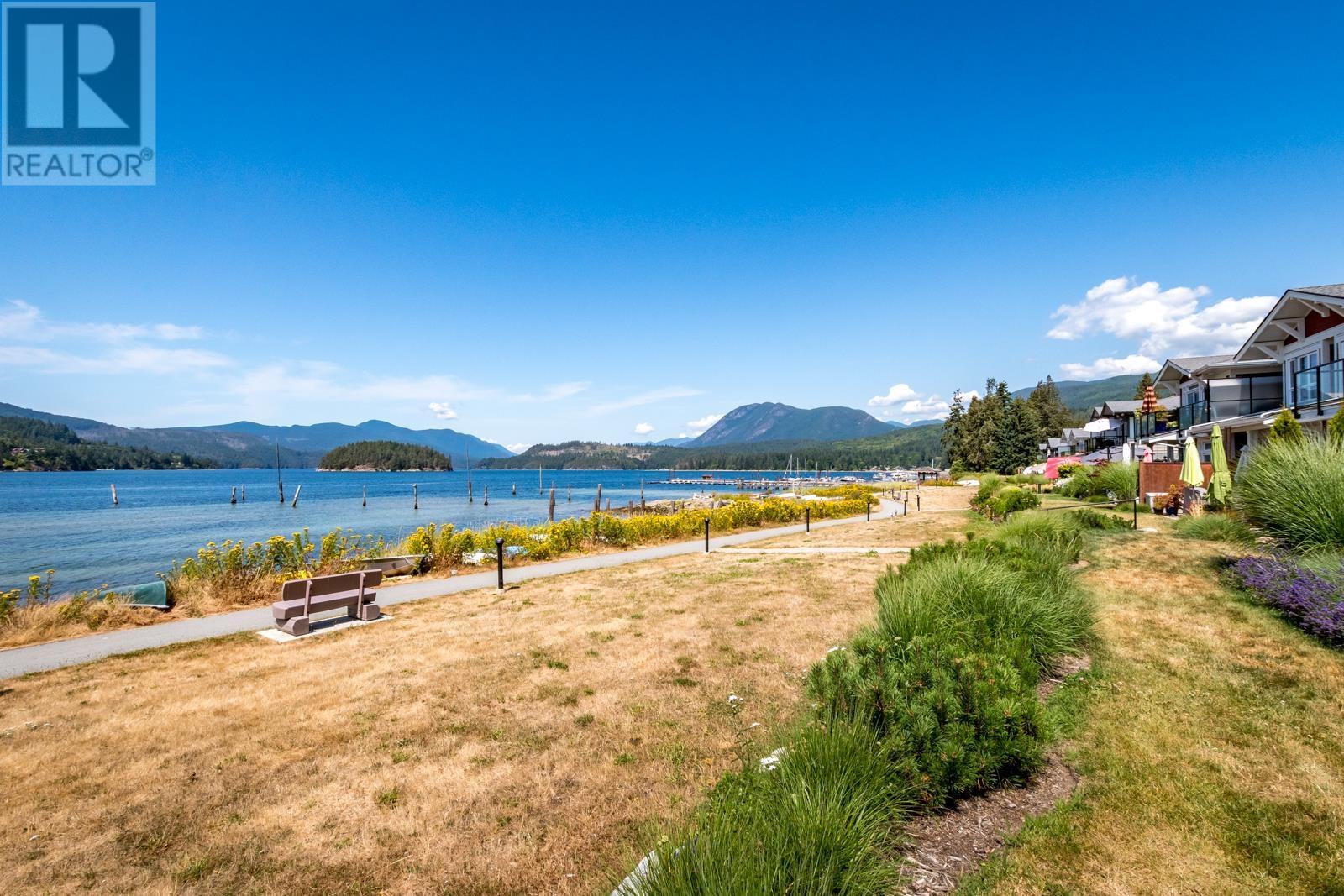 5933 Beachgate Lane, Sechelt, British Columbia  V7Z 0S3 - Photo 30 - R2801364