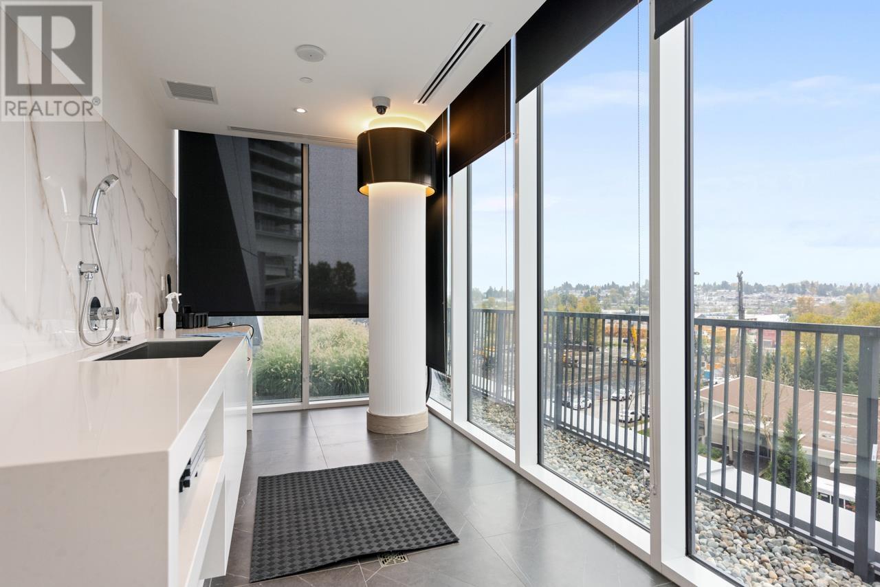 4706 4730 Lougheed Highway, Burnaby, British Columbia  V5C 0M9 - Photo 11 - R2827284