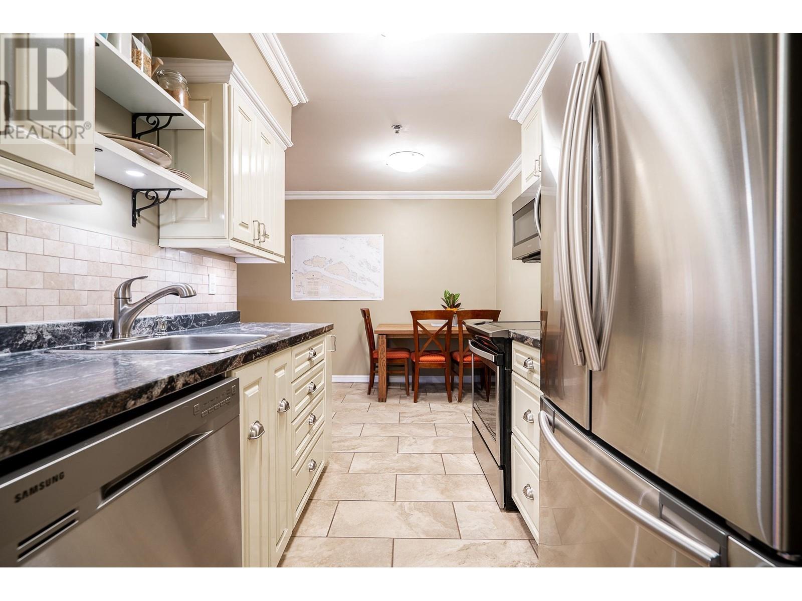 404 715 Royal Avenue, New Westminster, British Columbia  V3M 5X4 - Photo 13 - R2827338