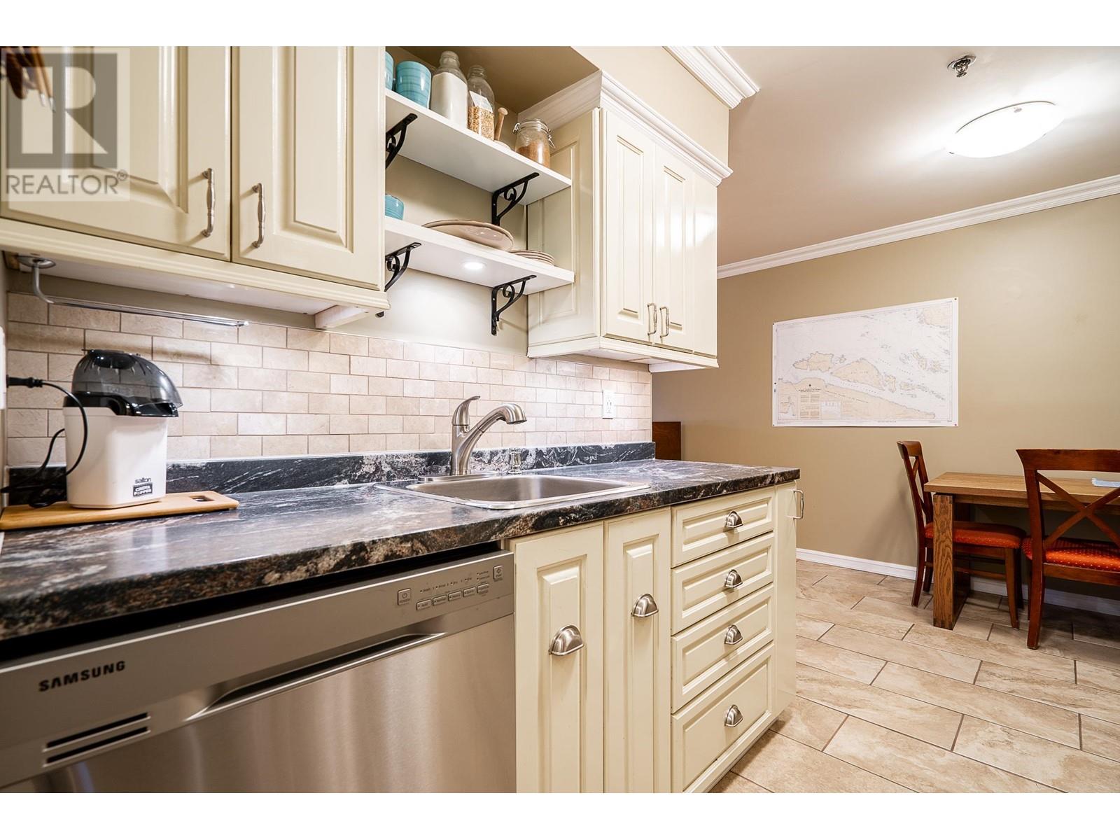 404 715 Royal Avenue, New Westminster, British Columbia  V3M 5X4 - Photo 14 - R2827338
