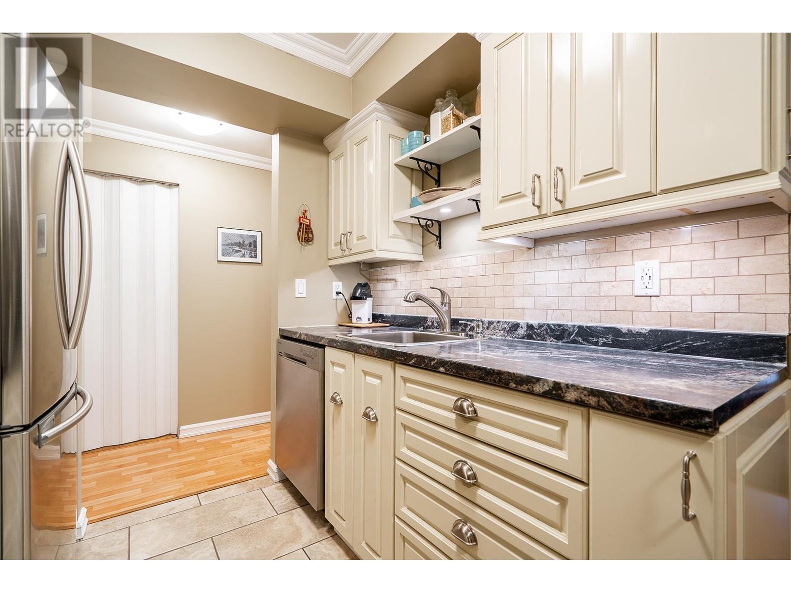 404 715 Royal Avenue, New Westminster, British Columbia  V3M 5X4 - Photo 15 - R2827338