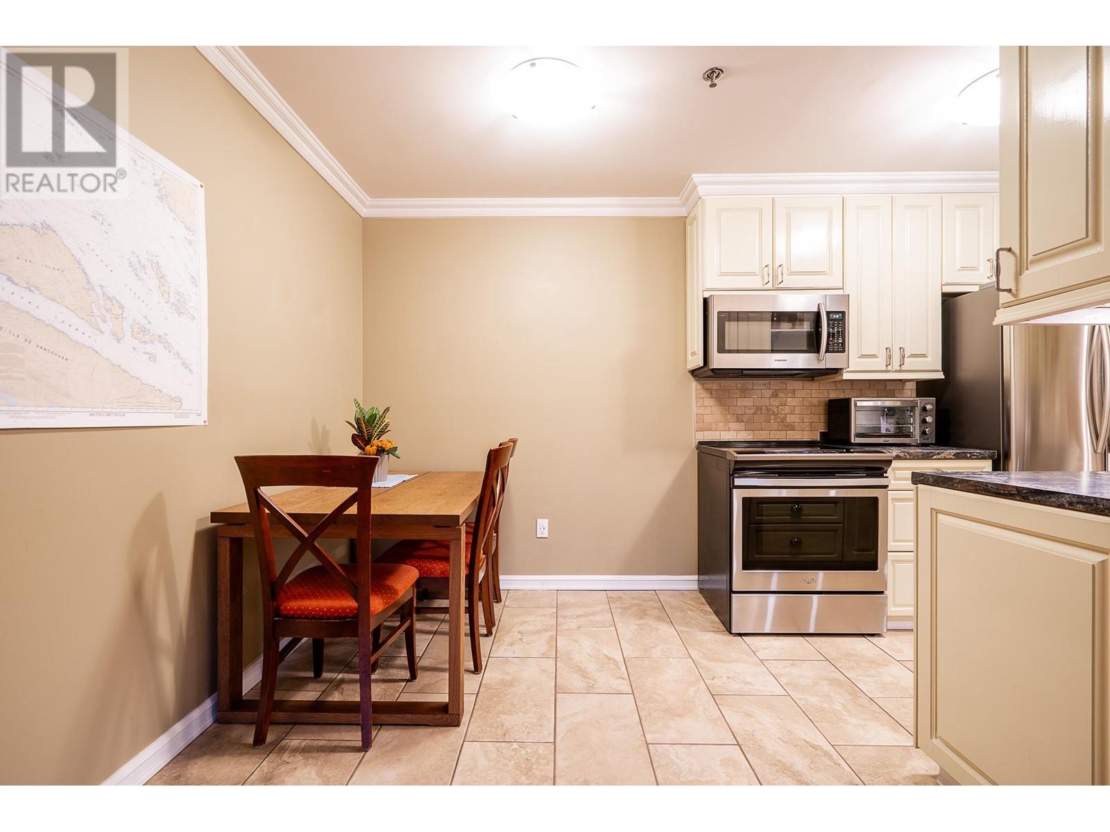404 715 Royal Avenue, New Westminster, British Columbia  V3M 5X4 - Photo 8 - R2827338