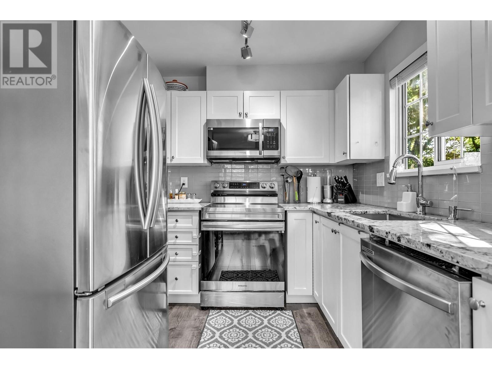 303 888 Gauthier Avenue, Coquitlam, British Columbia  V3K 6Y1 - Photo 10 - R2827344