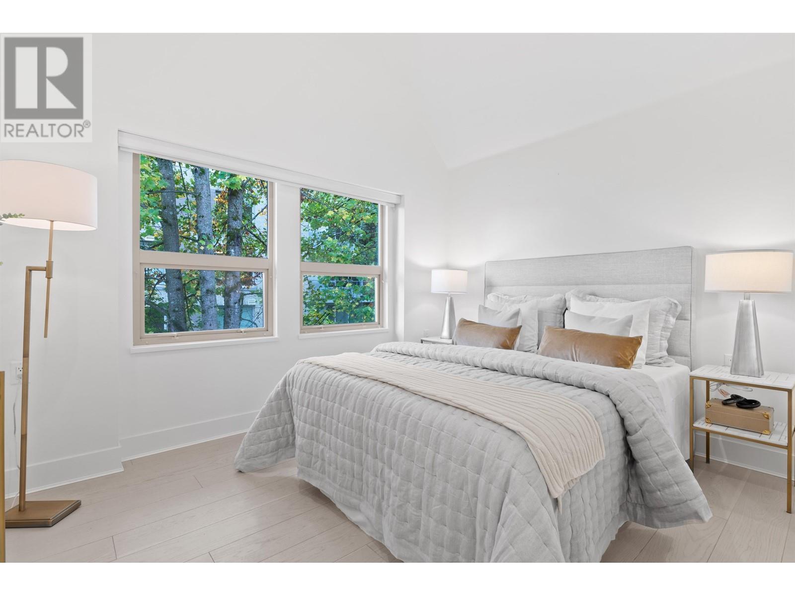 306 843 22nd Street, West Vancouver, British Columbia  V7V 4C1 - Photo 12 - R2827347