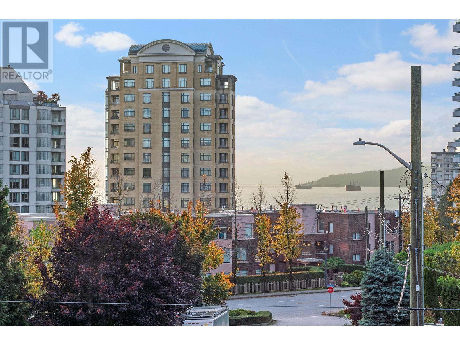 306 843 22nd Street, West Vancouver, British Columbia  V7V 4C1 - Photo 19 - R2827347