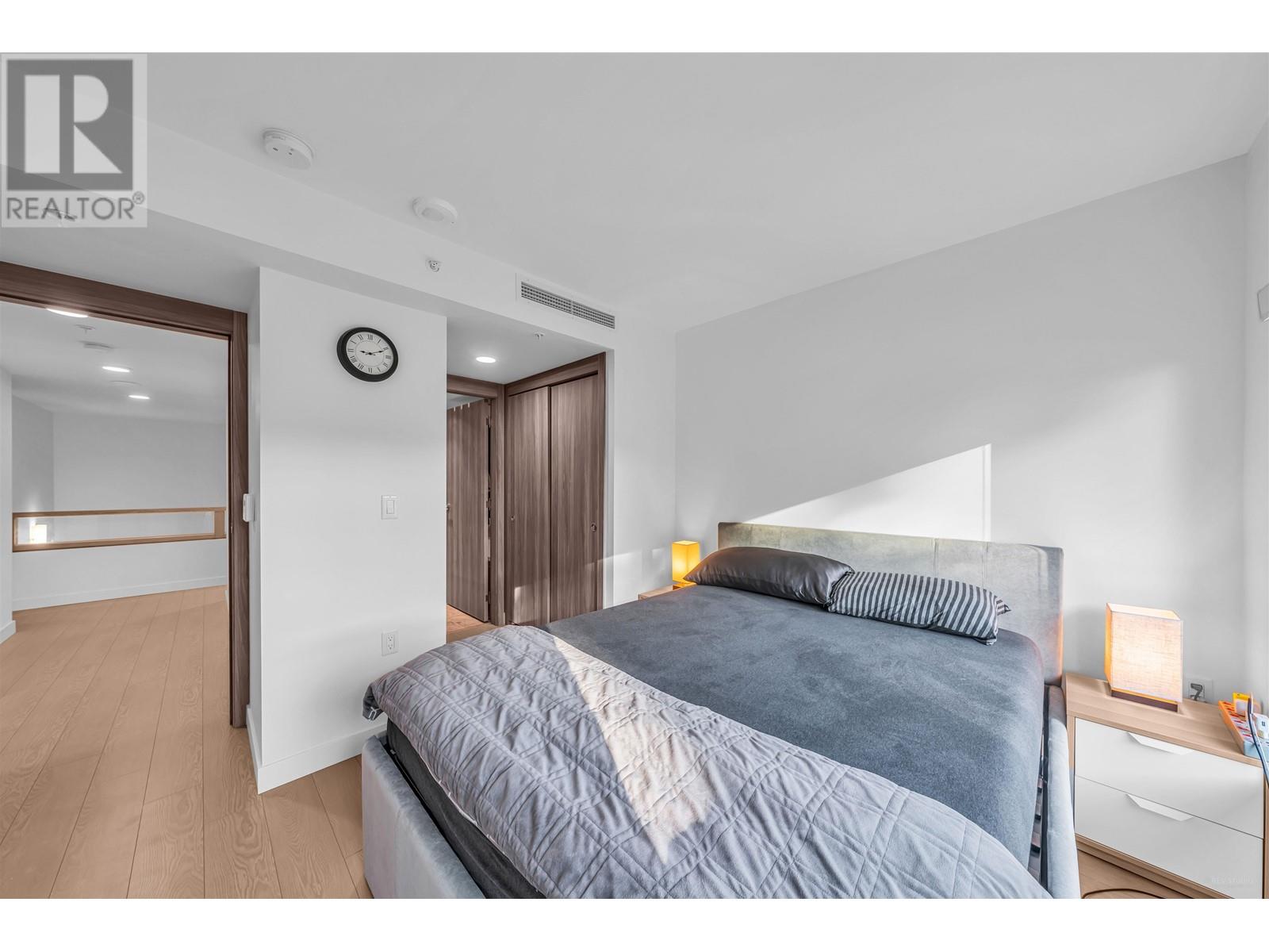 8083 Yukon Street, Vancouver, British Columbia  V5X 0H5 - Photo 15 - R2827349