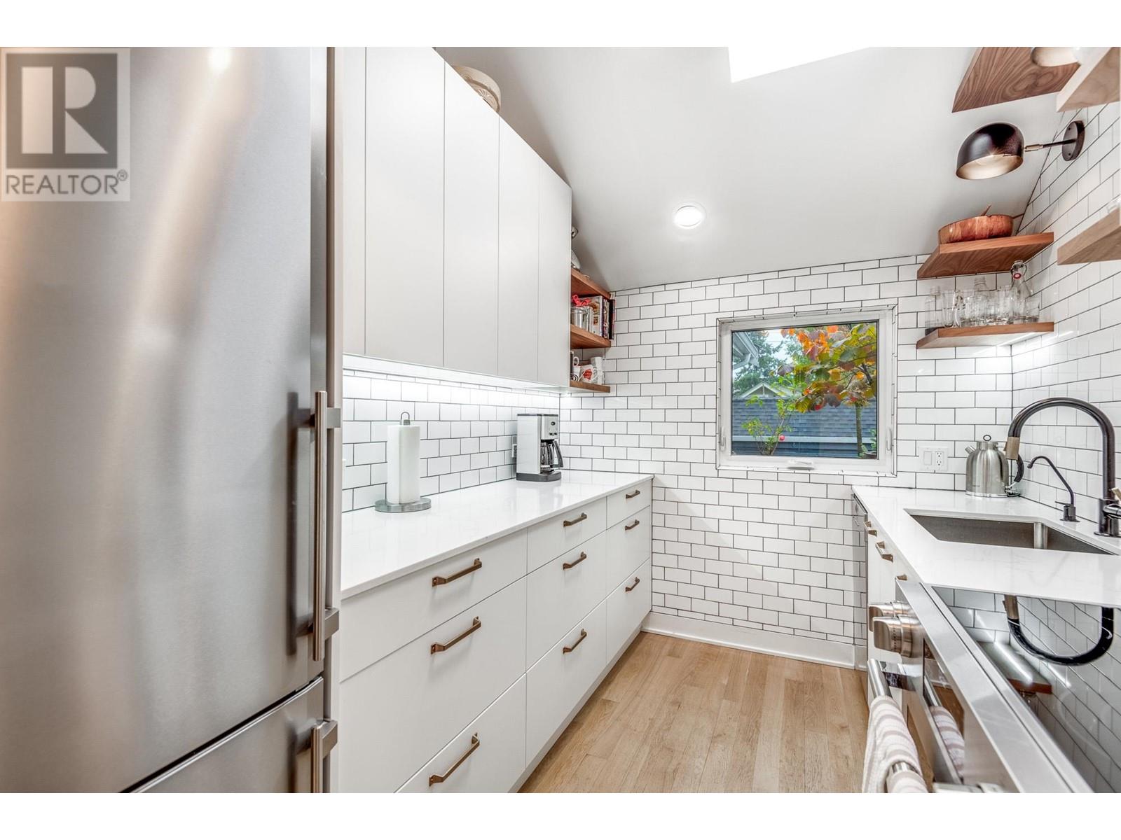 1893 W 13th Avenue, Vancouver, British Columbia  V6J 2H4 - Photo 17 - R2827355