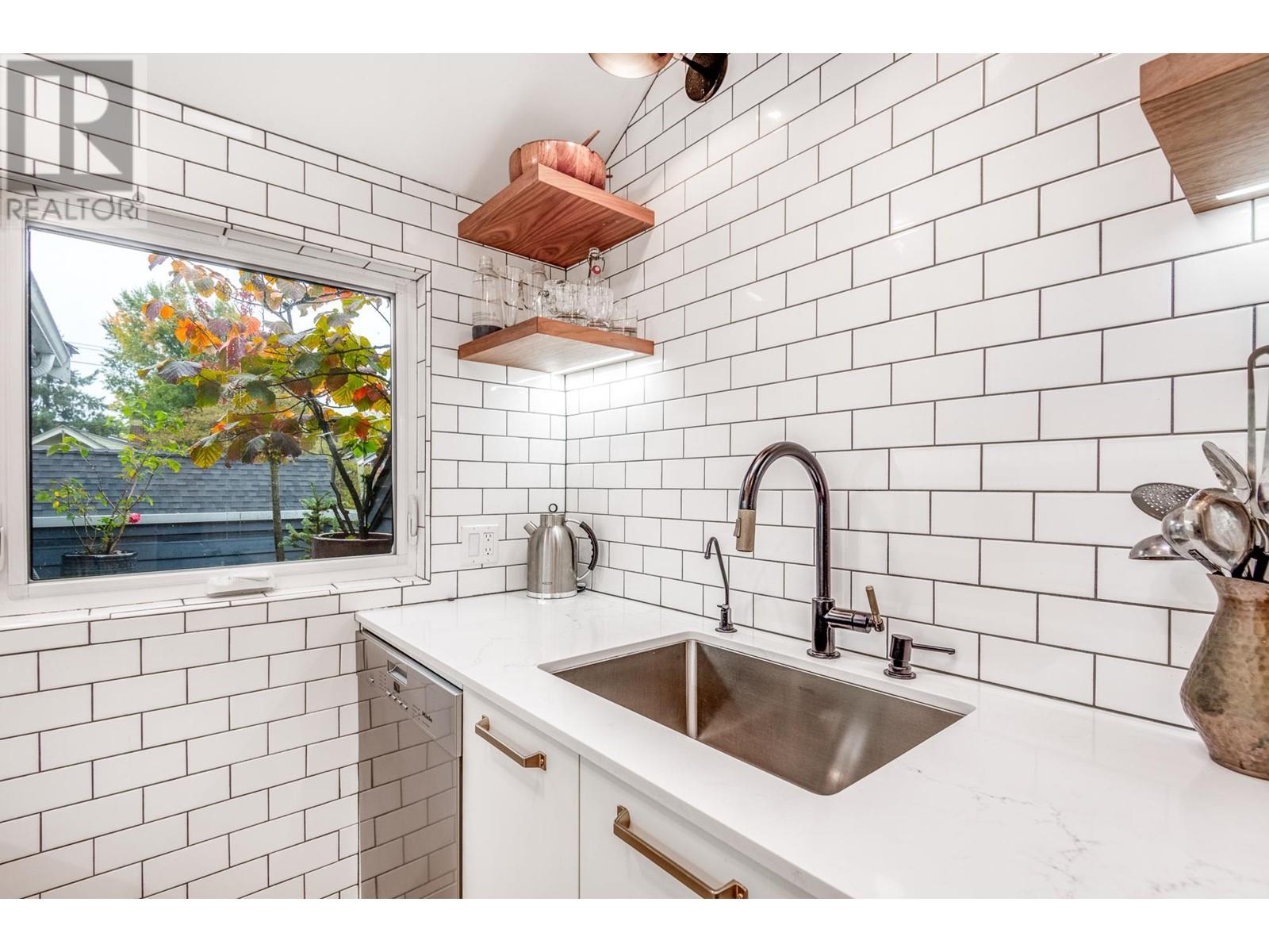 1893 W 13th Avenue, Vancouver, British Columbia  V6J 2H4 - Photo 18 - R2827355