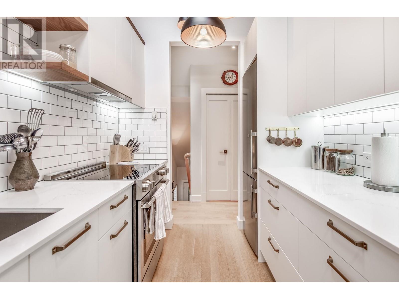 1893 W 13th Avenue, Vancouver, British Columbia  V6J 2H4 - Photo 19 - R2827355