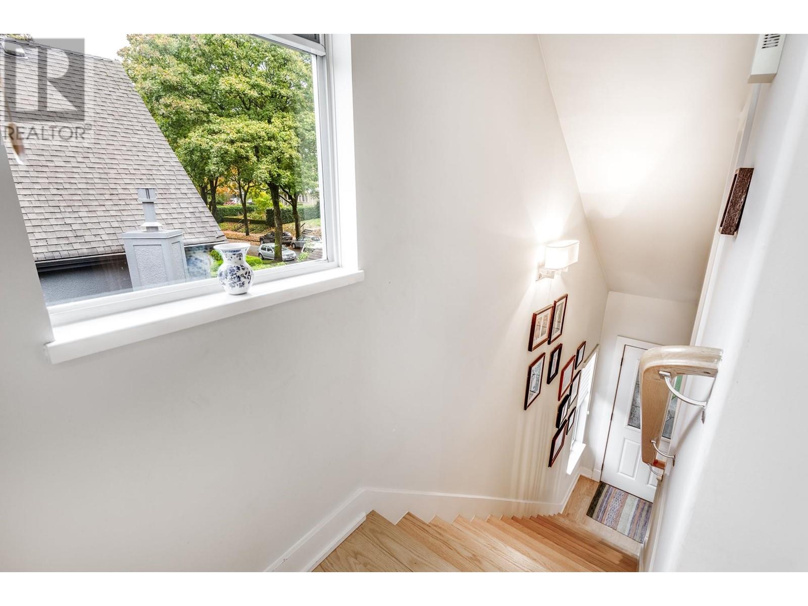 1893 W 13th Avenue, Vancouver, British Columbia  V6J 2H4 - Photo 28 - R2827355