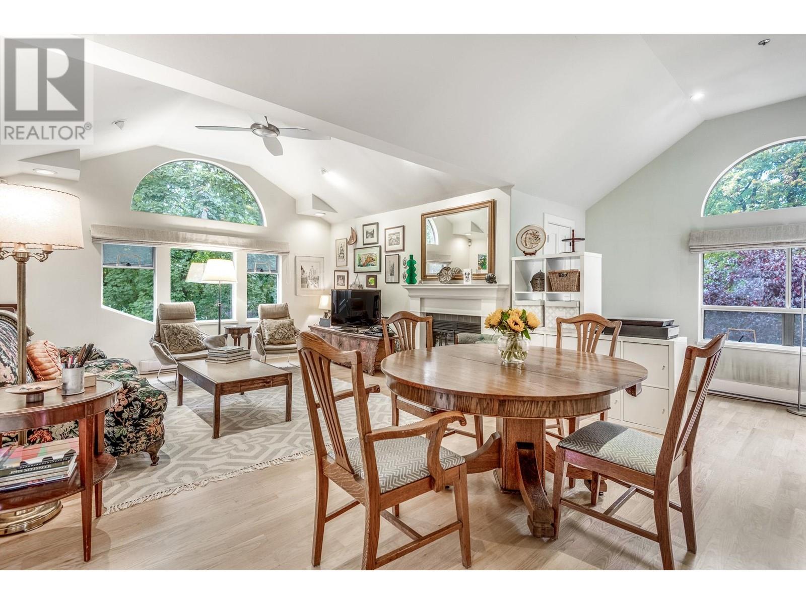1893 W 13th Avenue, Vancouver, British Columbia  V6J 2H4 - Photo 4 - R2827355