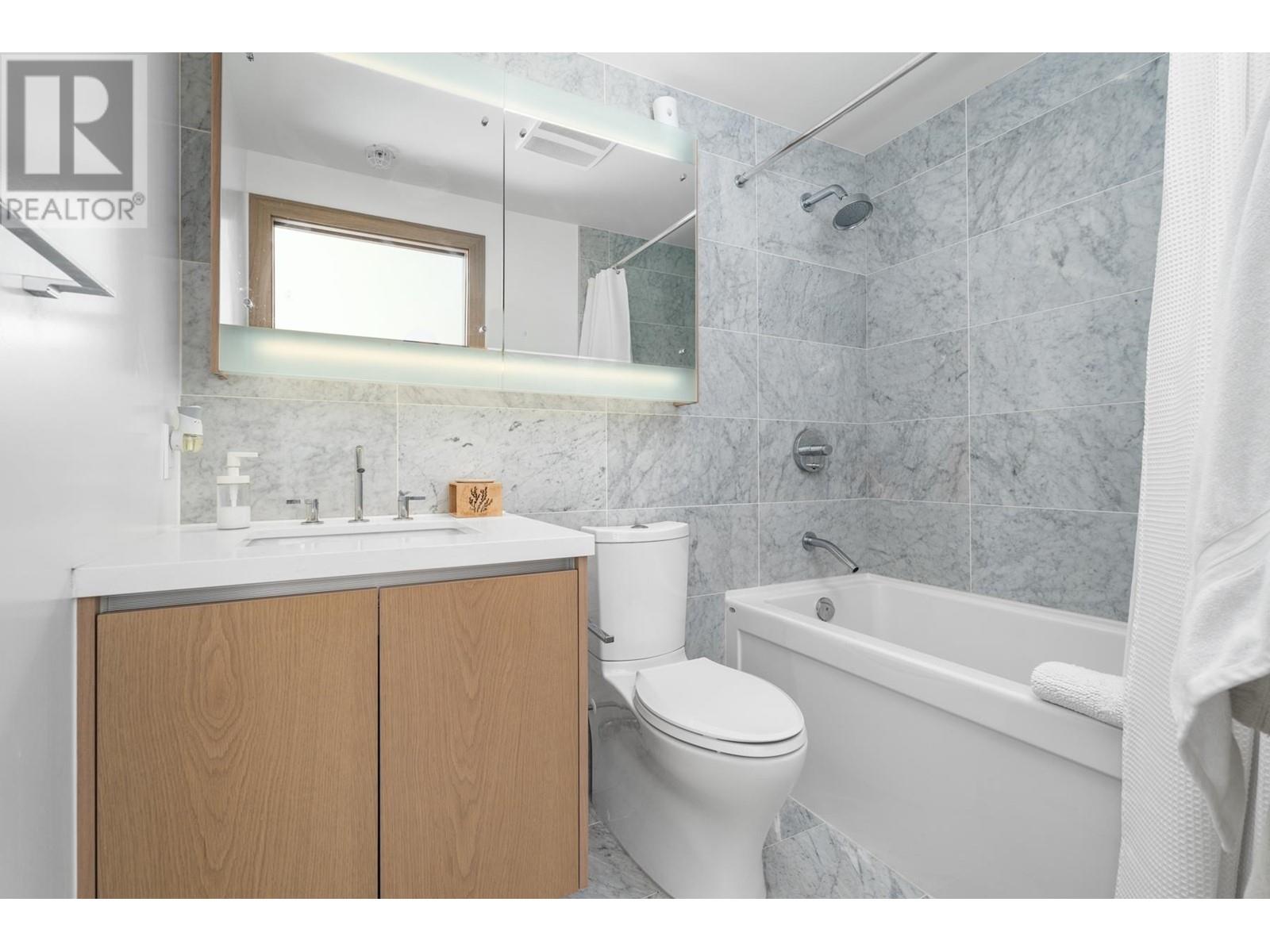 1558 38 Smithe Street, Vancouver, British Columbia  V6B 0P3 - Photo 10 - R2827356