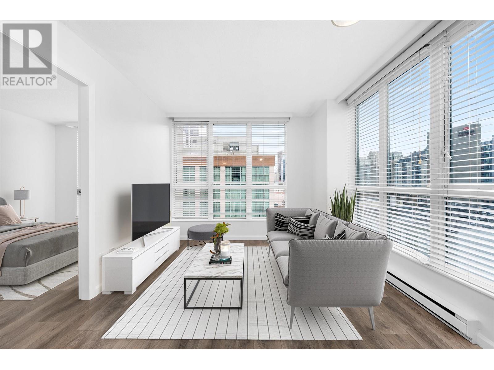 707 1188 Howe Street, Vancouver, British Columbia  V6Z 2S8 - Photo 1 - R2827359