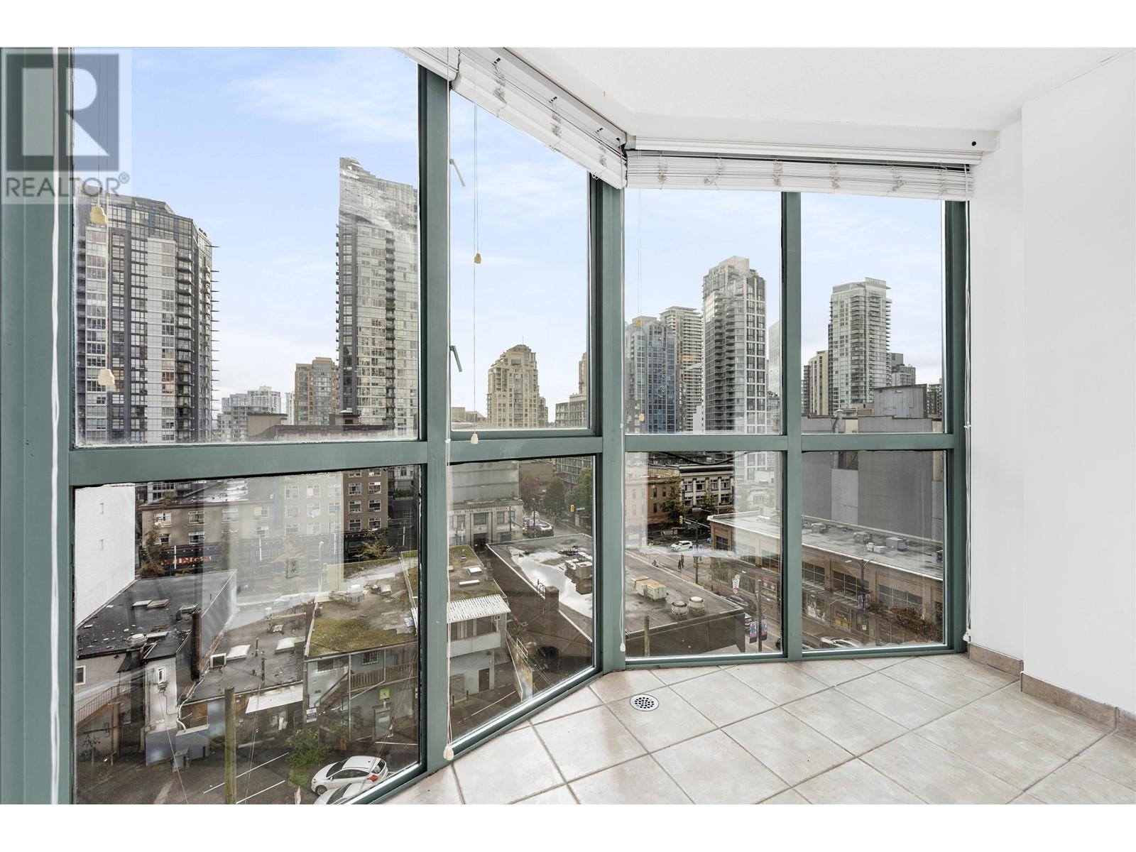 707 1188 Howe Street, Vancouver, British Columbia  V6Z 2S8 - Photo 5 - R2827359