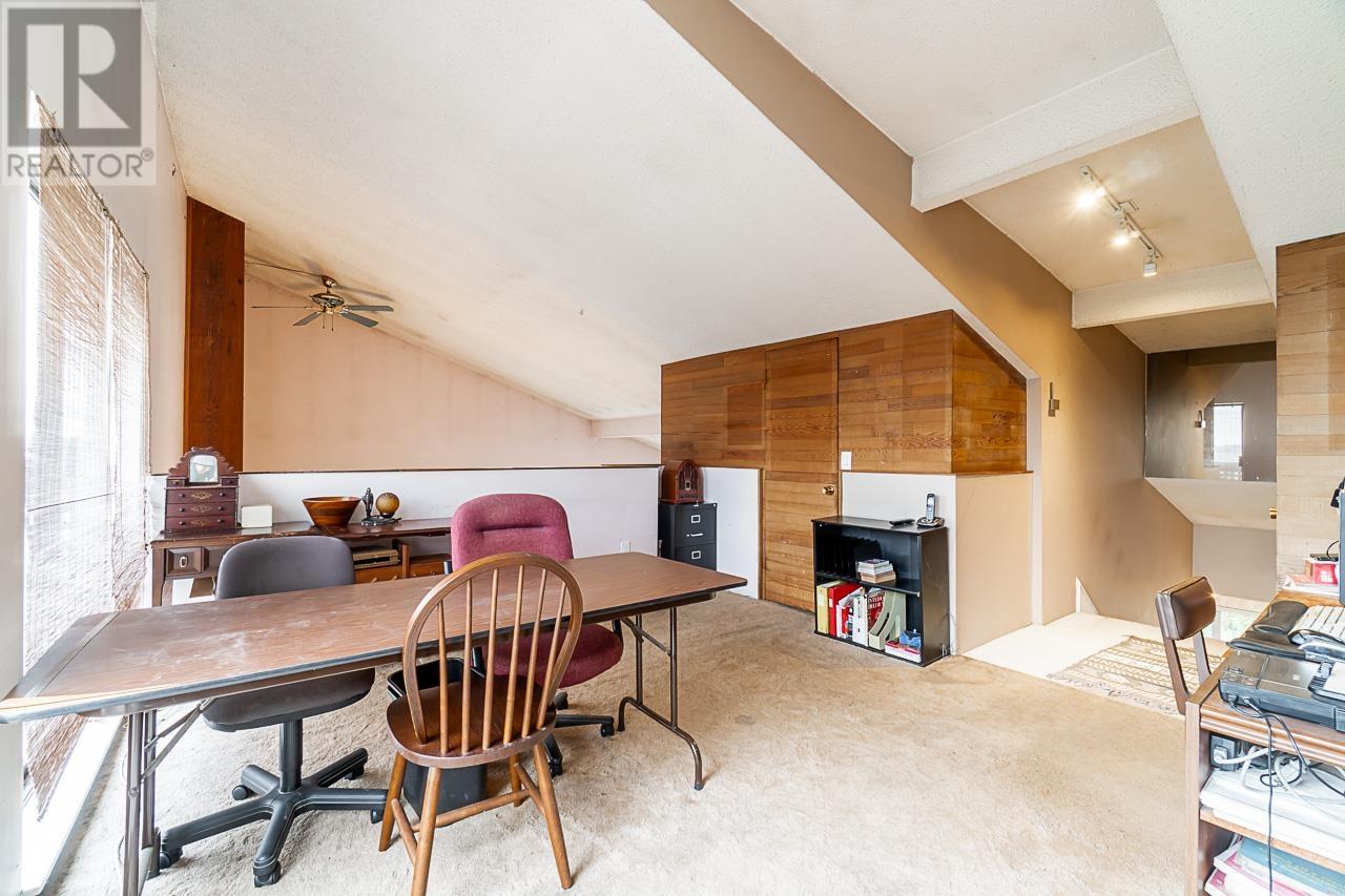 402 110 Seventh Street, New Westminster, British Columbia  V3M 5W5 - Photo 23 - R2827369