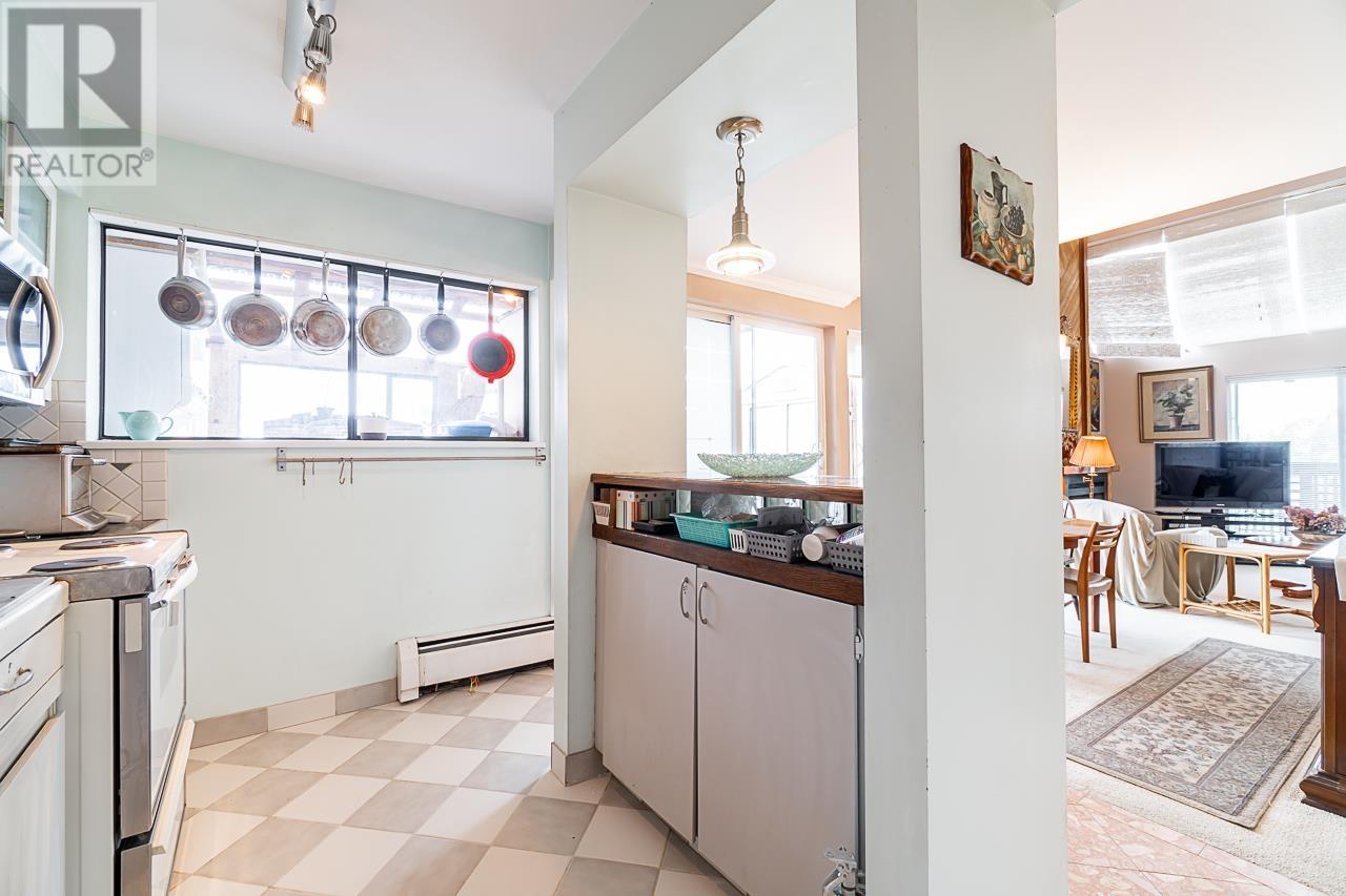 402 110 Seventh Street, New Westminster, British Columbia  V3M 5W5 - Photo 7 - R2827369