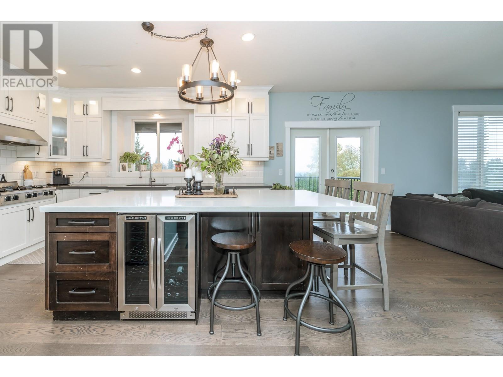 13328 Mccauley Crescent, Maple Ridge, British Columbia  V4R 2V2 - Photo 4 - R2827342