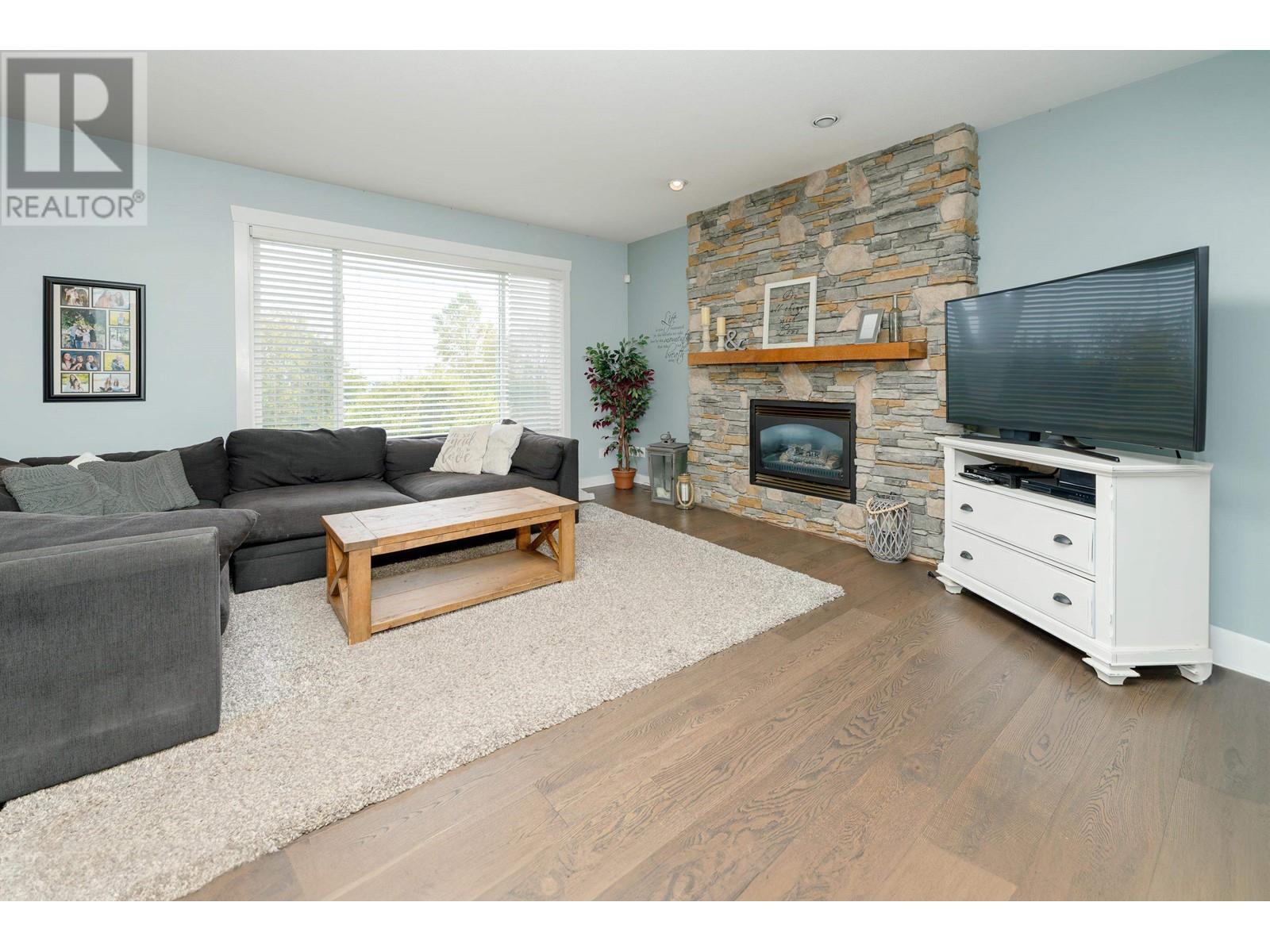 13328 Mccauley Crescent, Maple Ridge, British Columbia  V4R 2V2 - Photo 5 - R2827342