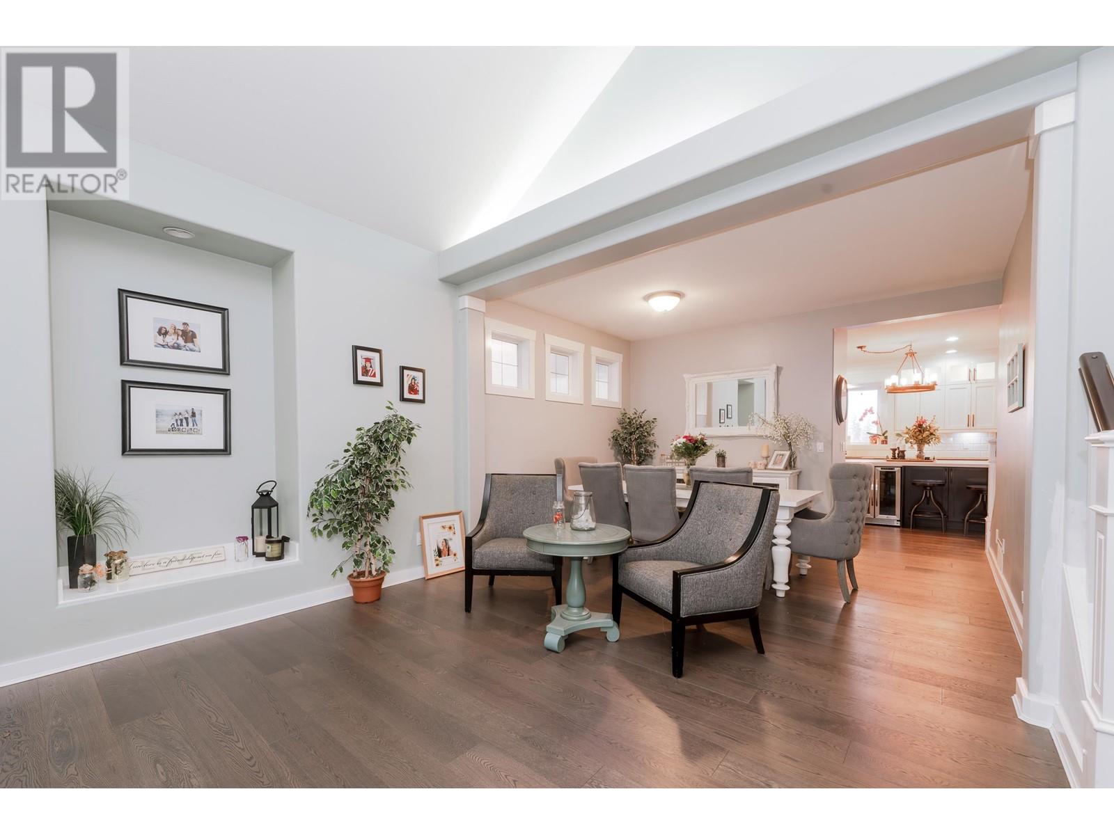 13328 Mccauley Crescent, Maple Ridge, British Columbia  V4R 2V2 - Photo 7 - R2827342