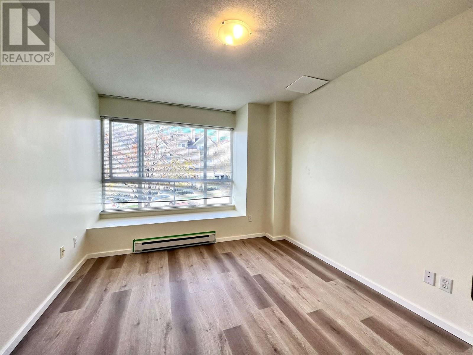 7468 Magnolia Terrace, Burnaby, British Columbia  V5E 4L1 - Photo 10 - R2827364