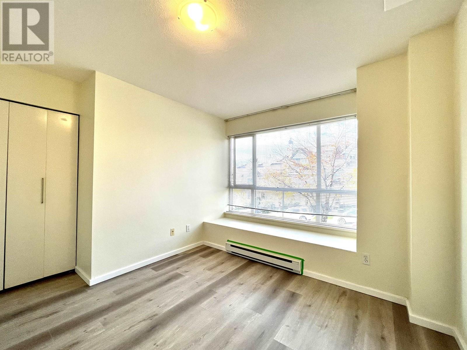 7468 Magnolia Terrace, Burnaby, British Columbia  V5E 4L1 - Photo 11 - R2827364