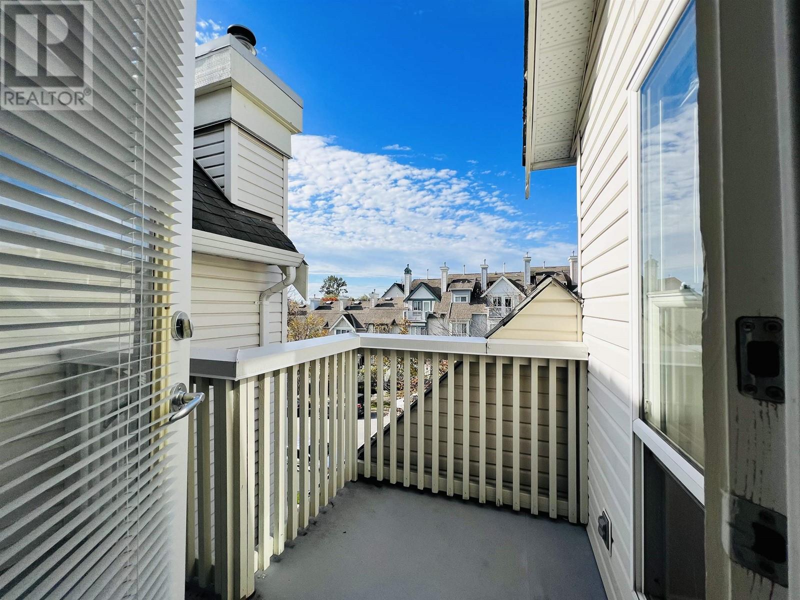 7468 Magnolia Terrace, Burnaby, British Columbia  V5E 4L1 - Photo 18 - R2827364