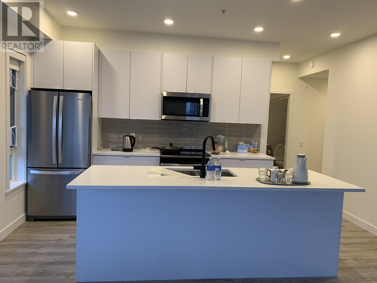 506 610 BRANTFORD STREET, new westminster, British Columbia