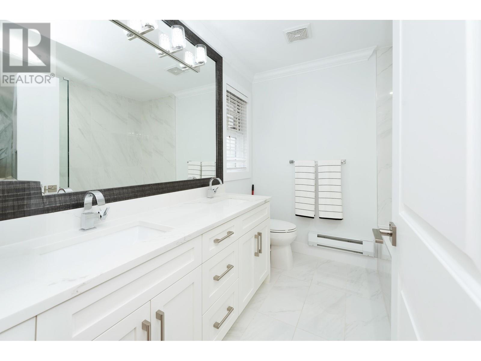 606 Alderson Avenue, Coquitlam, British Columbia  V3K 1T3 - Photo 12 - R2827323