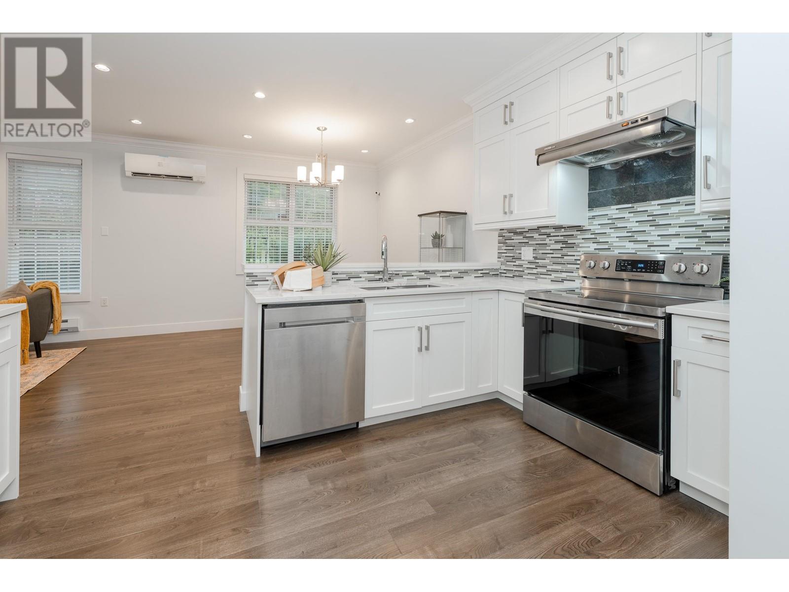 606 Alderson Avenue, Coquitlam, British Columbia  V3K 1T3 - Photo 32 - R2827323